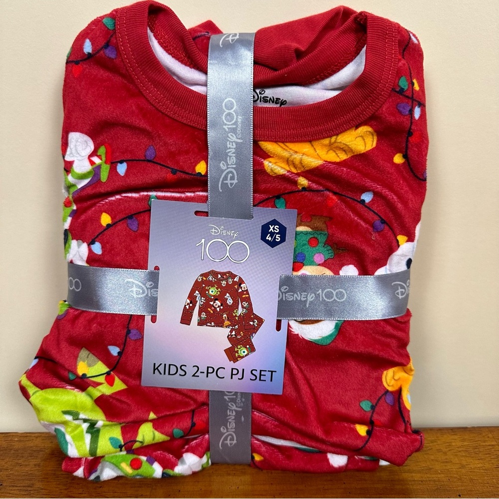 Disney 100 Kids 2 Piece Christmas Pajama Set - XS 4/5
